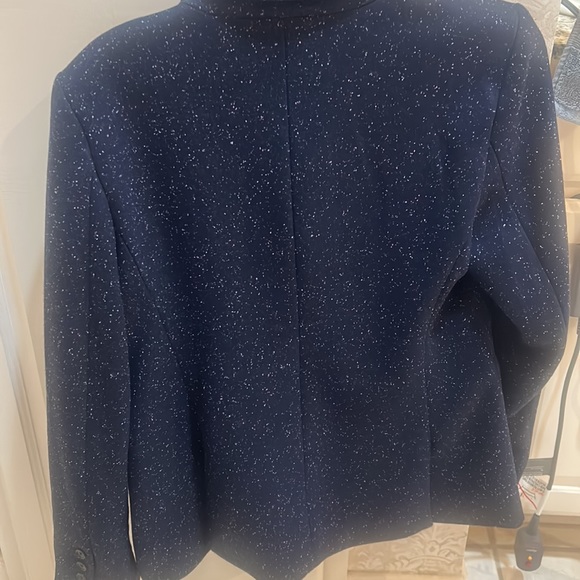 navy blue blazer /small white specks / colored great for chilly days - Picture 4 of 5